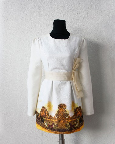Vestido Blanco Manga Larga Diseño Vanguardista
