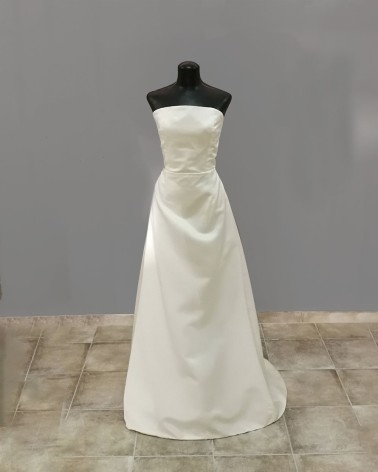 Vestido de novia palabra de honor en mikado con falda en línea A