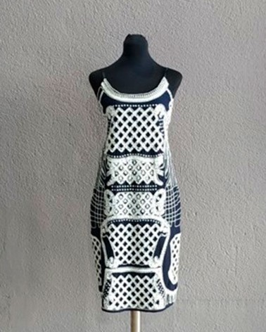 Vestido de fiesta corto azul noche  y lentejuelas