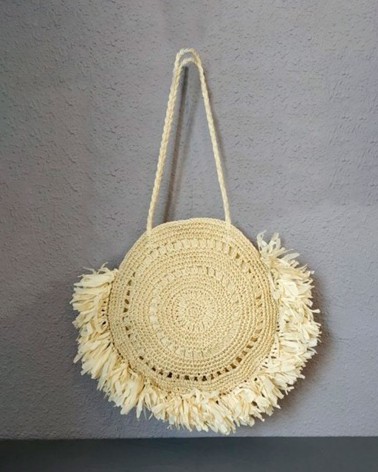 Bolso redondo de rafia natural con flecos