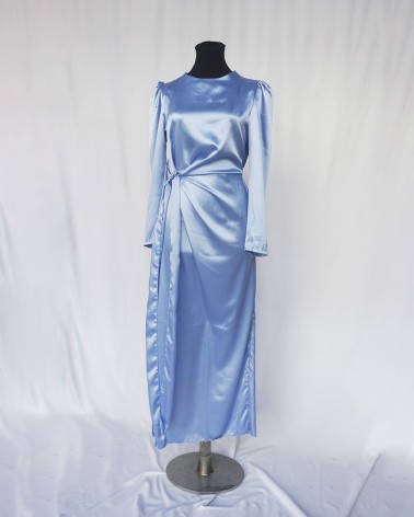 Vestido de manga larga de raso azul cielo   LAC21684c