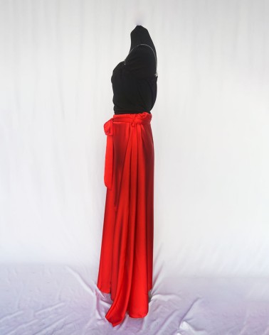 Falda larga con raja color rojo    LAC14271d