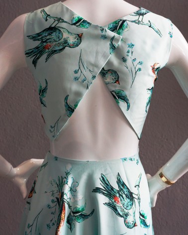 Conjunto dos piezas con estampado de aves