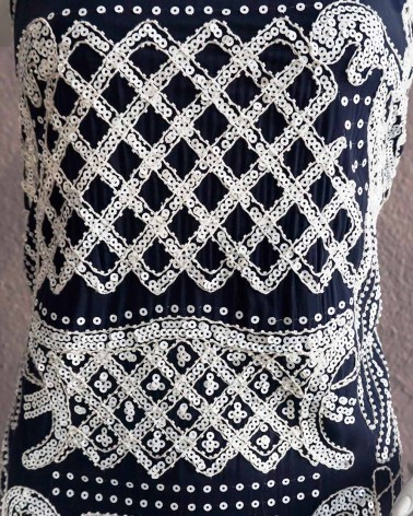 Vestido de fiesta corto azul noche  y lentejuelas
