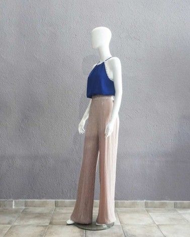 Top con cuello halter azul eléctrico