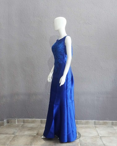 Vestido de fiesta largo azul con encajes espalda en uve