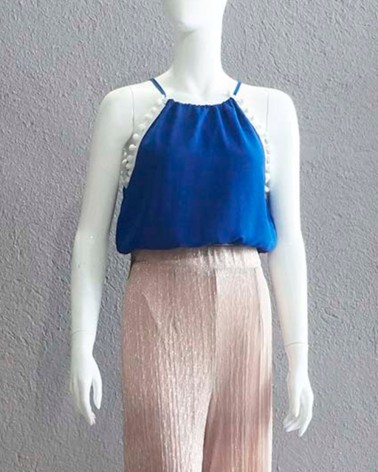Top con cuello halter azul eléctrico