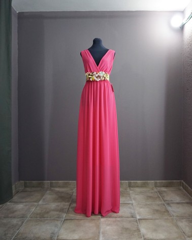 Vestido de fiesta largo escote pico tirante ancho de gasa color rosa chicleLAC3689d
