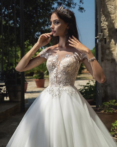 Vestido de Novia princesa dorado con espalda transparente tatoo