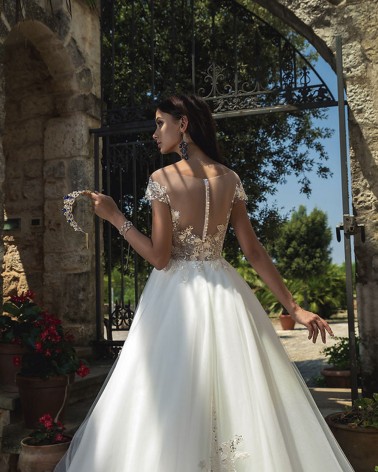 Vestido de Novia princesa dorado con espalda transparente tatoo