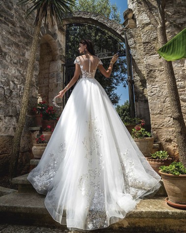 Vestido de Novia princesa dorado con espalda transparente tatoo