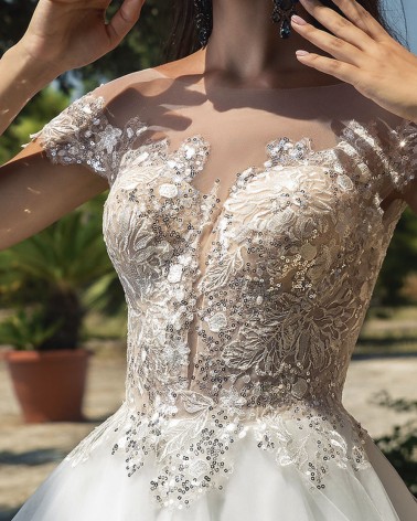 Vestido de Novia princesa dorado con espalda transparente tatoo