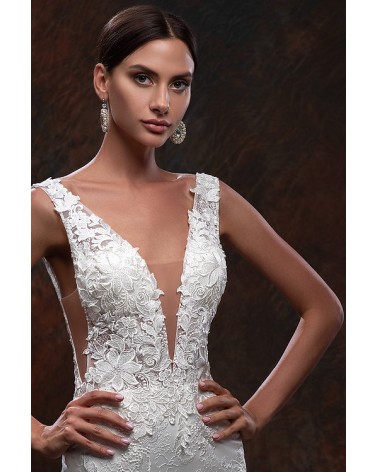 Vestido de Novia Corto escote Pico con Sobre Falda de Tul línea A