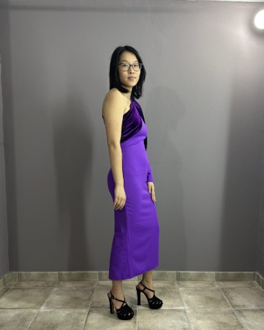 Vestido Morado Largo Con Lazo En El Hombro Y Escote Asimétrico