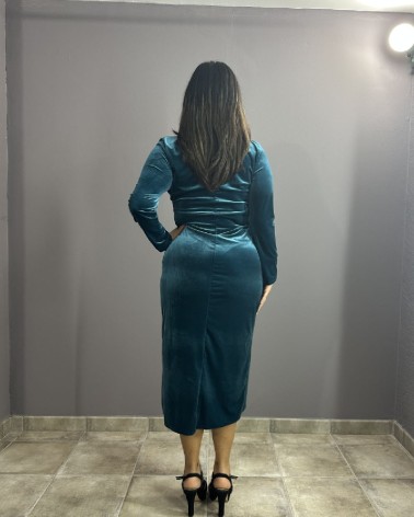 Vestido Midi Azul Aterciopleado De Manga Larga y Escote V