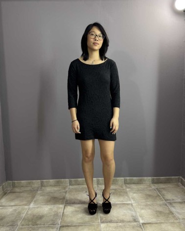 Vestido Negro de Encaje Completo Manga Larga
