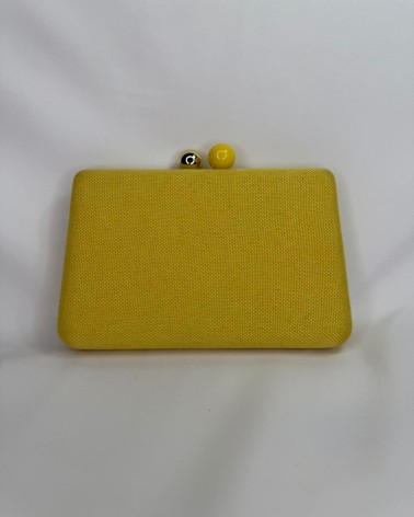 Clutch amarillo mostaza con textura