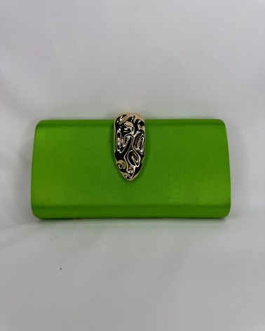 Bolso Verde con Broche Metálico