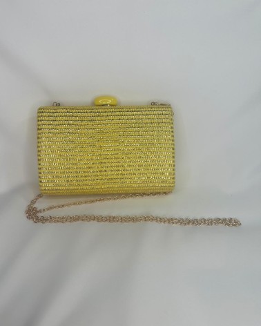 Clutch amarillo rafia brillante