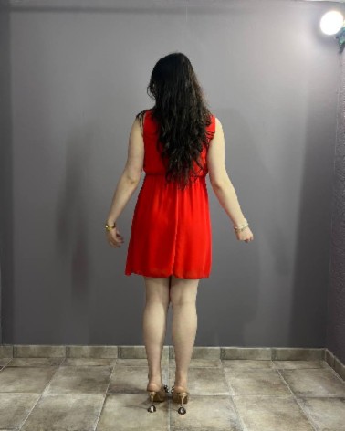 Vestido Corto Roja de Tirantes