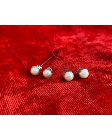 Horquillas con perlas clásicas