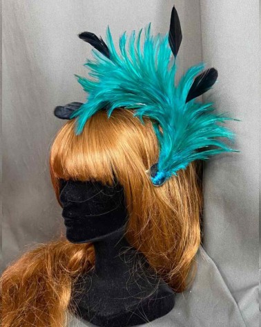 Tocado plumas turquesa y negras con clip
