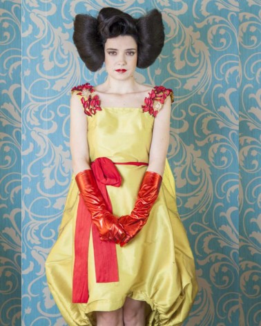 Vestido Amarillo Floral Divertido