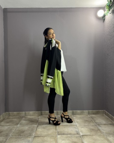 Chaqueta Kimono con Mangas Bordadas y Gasa Neón