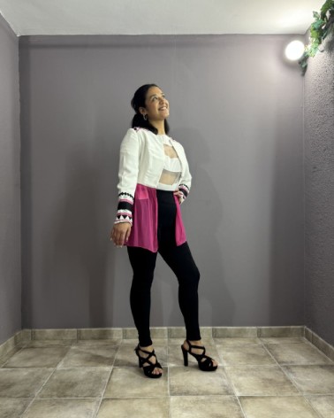 Chaqueta Kimono con Mangas Bordadas y Gasa Fucsia