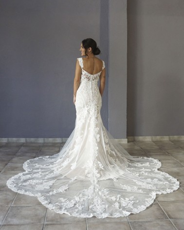 Vestido de Novia Corte Sirena de Encaje y Escote Corazón