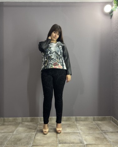 Sudadera con estampado artístico y manga larga efecto piel
