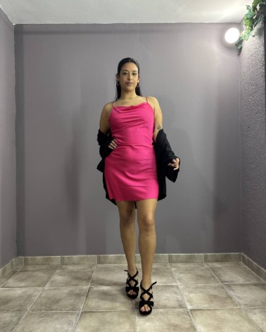 Chaqueta negra tipo kimono