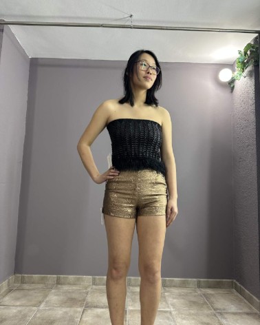 Top palabra de honor negro de cuero y pelo