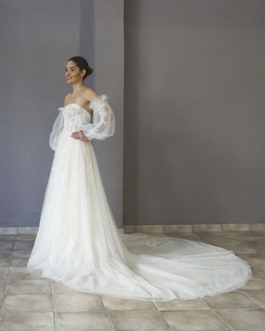 Vestido de Novia Corte A en Tul con Escote Corazón y Bordados Florales