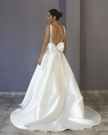 Vestido de Novia Línea A Escote y Espalda Abierta V profunda Lazo Posterior