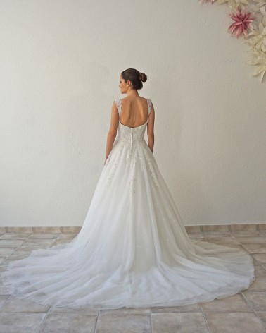Vestido de Novia Princesa con encaje escote palabra de honor y falda de tul brillante