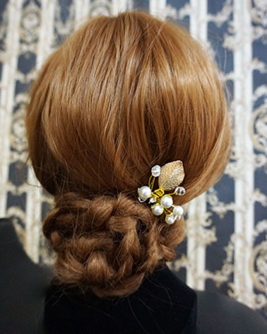 Horquilla de novia con perlas y hojas doradas