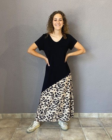 Vestido tobillero bicolor negro con estampado animal print