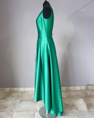 vestido de fiesta largo verde esmeralda con diseño floral