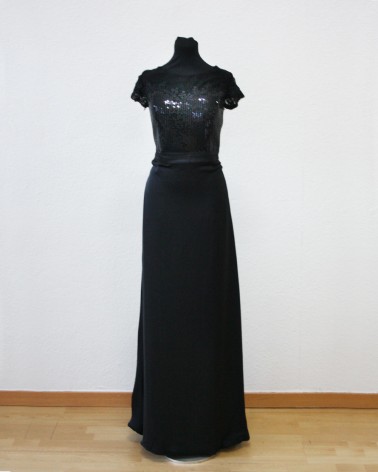 Vestido Largo Negro con Lentejuelas Negras