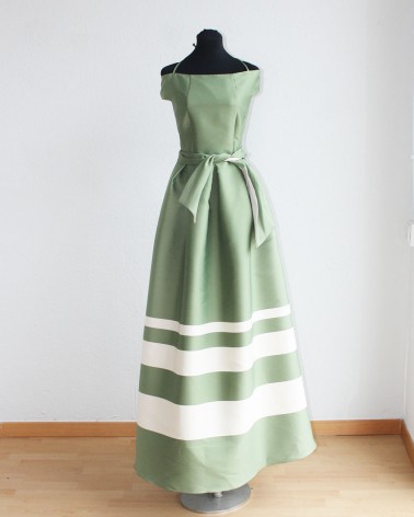 Vestido de Fiesta verde oliva con rayas blancas y cuello barco