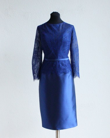 Vestido Midi Azul de Encaje