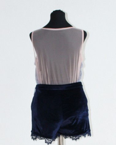 Pantalón terciopelo azul oscuro corto con encaje