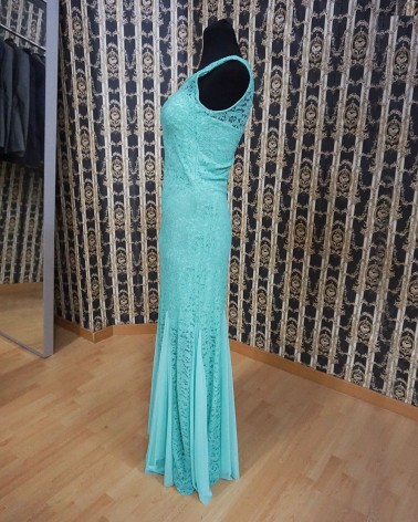 Vestido color aguamarina de encaje sin mangas
