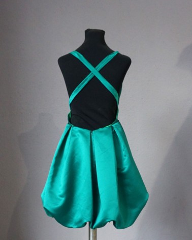 Vestido Verde Satinado de Tirantes