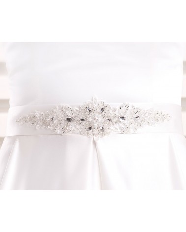 Cinturón de Novia con Pedrería Floral en Tonos Plata y Nácar